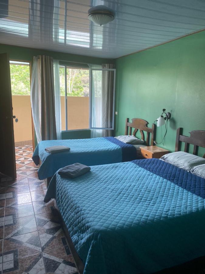 Hotel Uran Rivas المظهر الخارجي الصورة